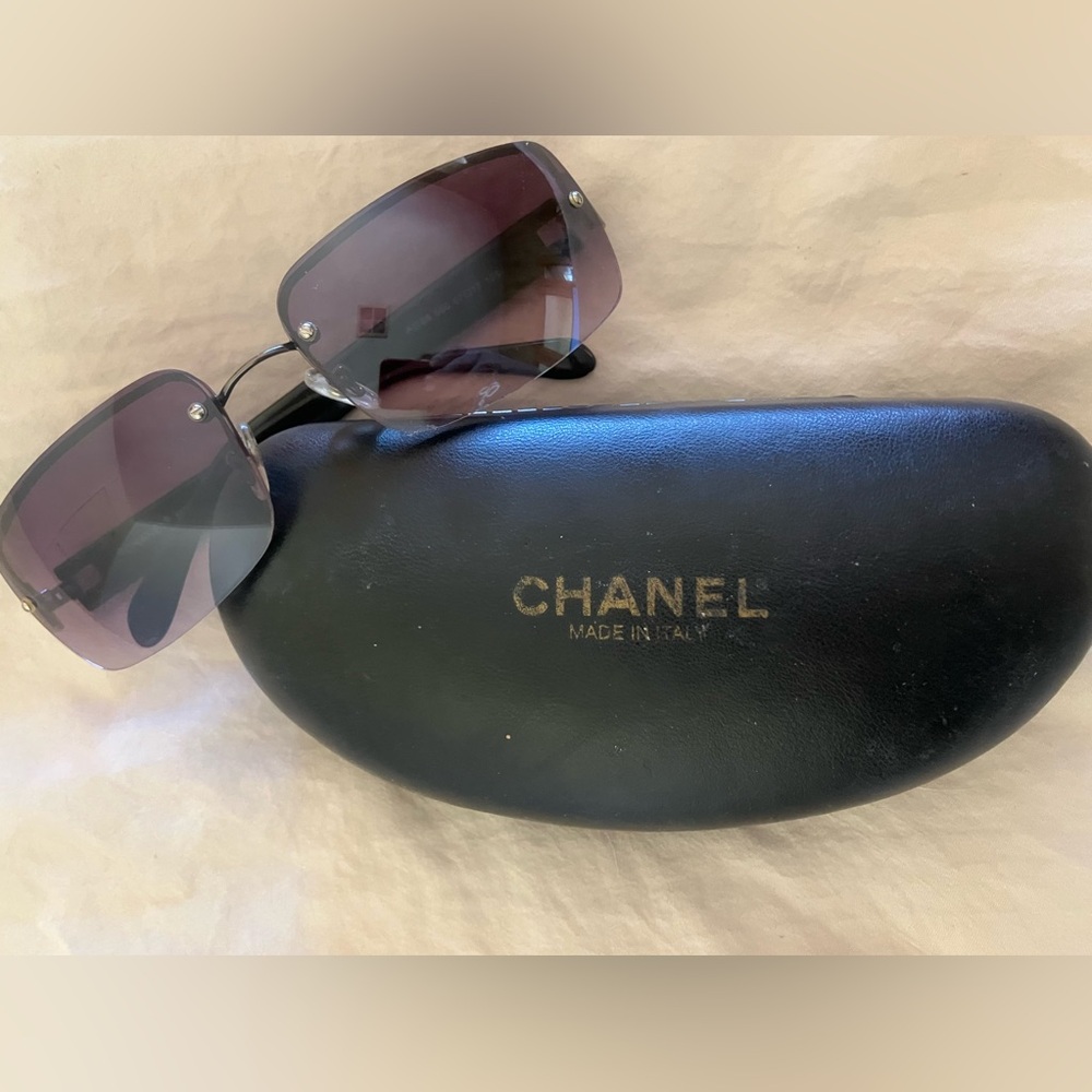 CHANEL Black w/ Gray Purple Tint Sunglasses